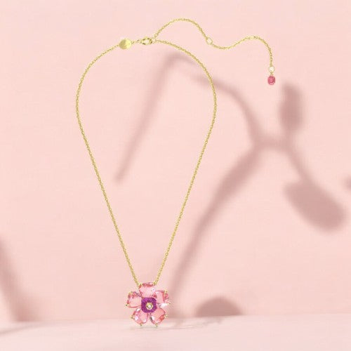 Swarovski Florere Necklace Flower, Pink, Gold-Tone Plated