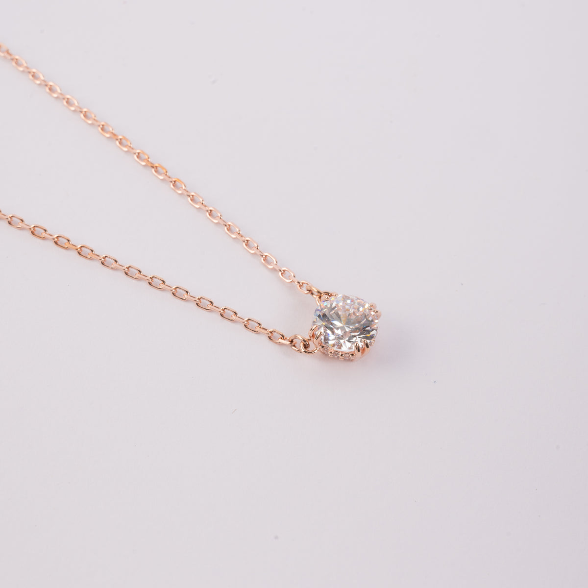 Round Cut White Rose Gold-Tone