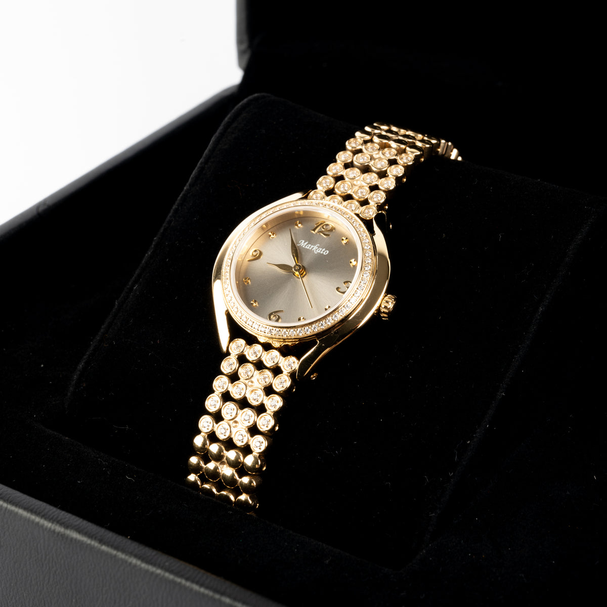 Elegance women Watch by MARKAT - Golden Color