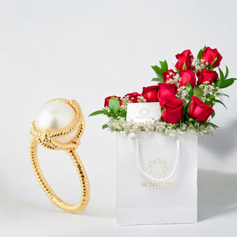 LES NEREIDES Pearl Ring(plated) With Red Flowers Arrangement