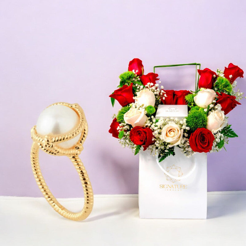 LES NEREIDES Pearl Ring ( plated ) With Mixed Flowers Arrangement