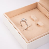 Heart's Radiance White Gold Diamond Ring